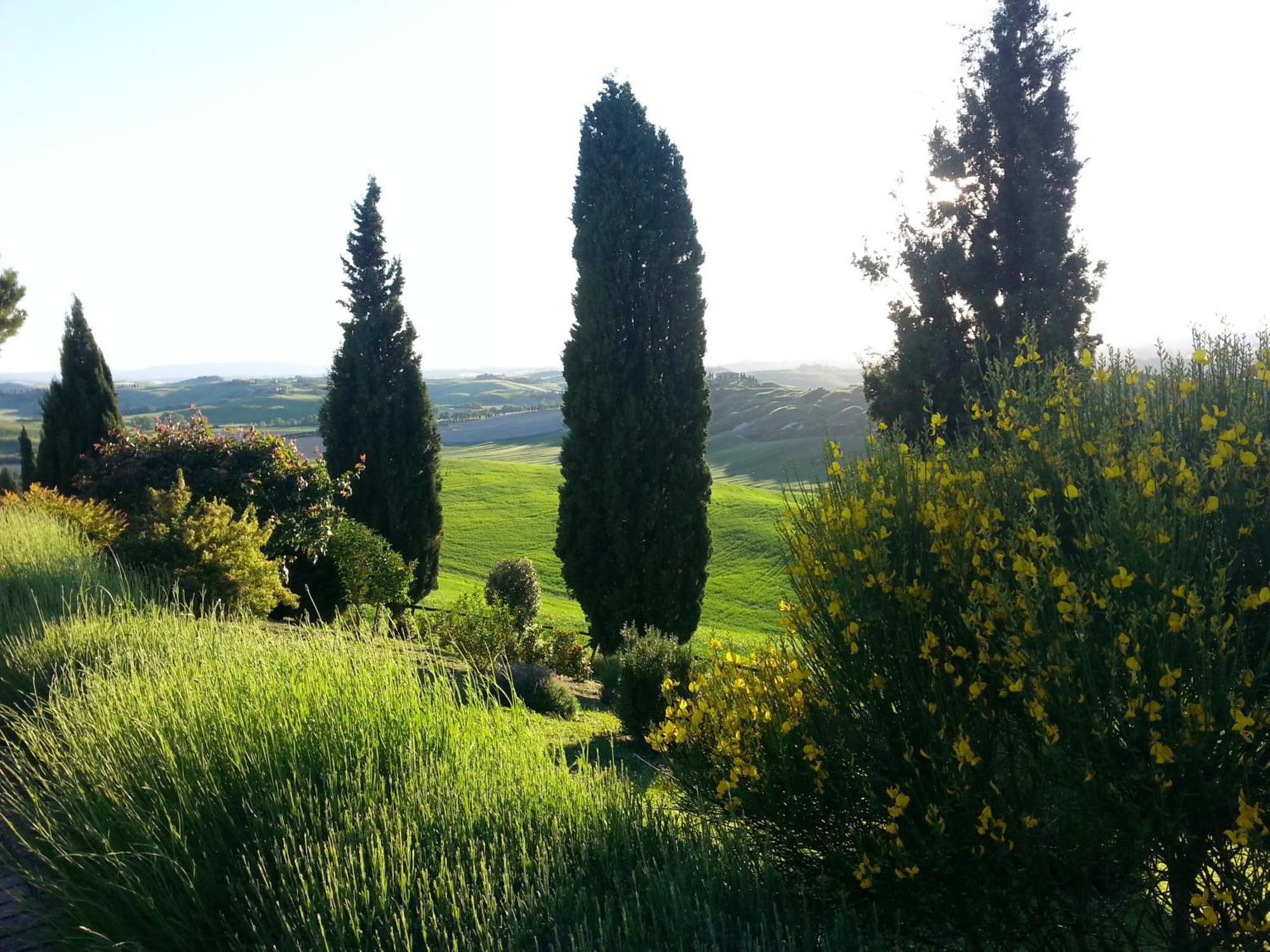 Tuscany Balcony: Crete Senesi Casetta Dış mekan fotoğraf