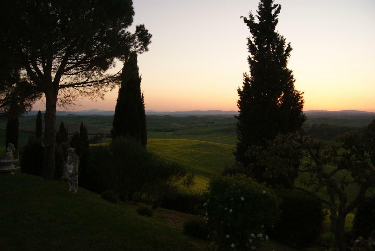 Tuscany Balcony: Crete Senesi Casetta Dış mekan fotoğraf